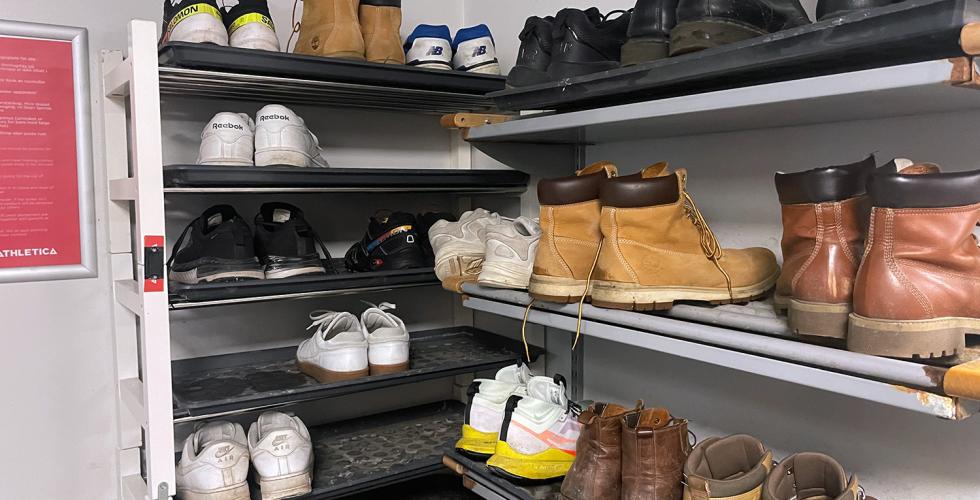 Skohylle p&aring; treningssenter