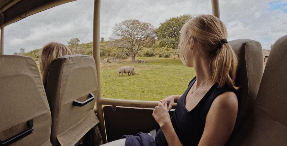 Celine (22) var p&aring; safari i S&oslash;r-Afrika tidlig i 2025. Hun beskriver det som et minne for livet. 