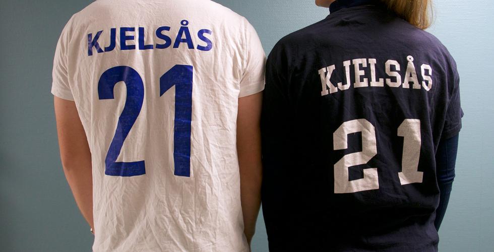 T-skjorter med Kjels&aring;s og 21 bakp&aring;