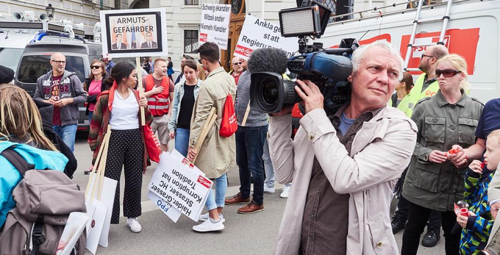 Journalist p&aring; demonstrasjon i &Oslash;sterrike