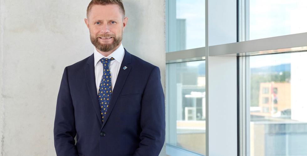 Bent H&oslash;ie pressefoto fra regjeringen sine sider