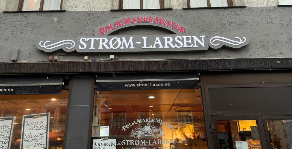P&oslash;lsemakeren Str&oslash;m-Larsen p&aring; Torshov er allerede i gang med juleforberedelsene. 