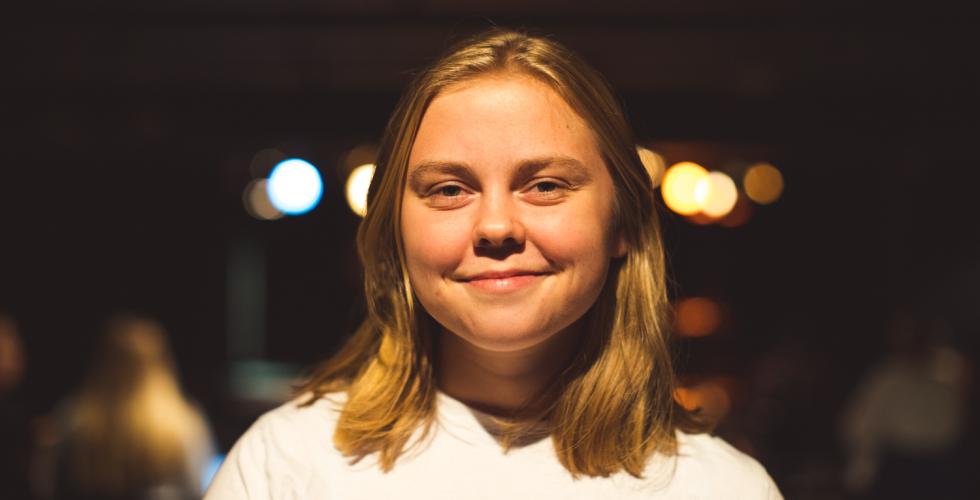 Thea Sandberg Br&aring;ten st&aring;r inne p&aring; Chateau Neuf.